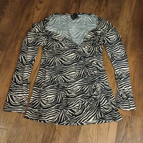 Norma Kamali Zebra Print 3/4 Sleeve Black Cross Detail Blouse NNN - Picture 1 of 4